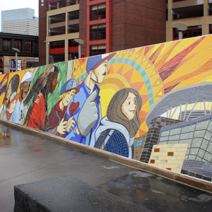 Mural diseñado junto a Daniela Bianchini y realizado al Mosaico por ella, instalado a las puertas del Target Field, en Minneapolis.